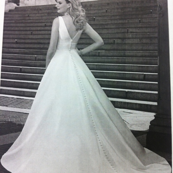 Wedding/Debutante Ball Dress - Picture 4 of 6